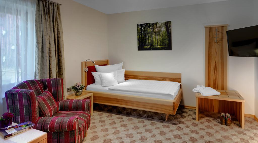 Hotel Der Baeume Drachselsried Room photo